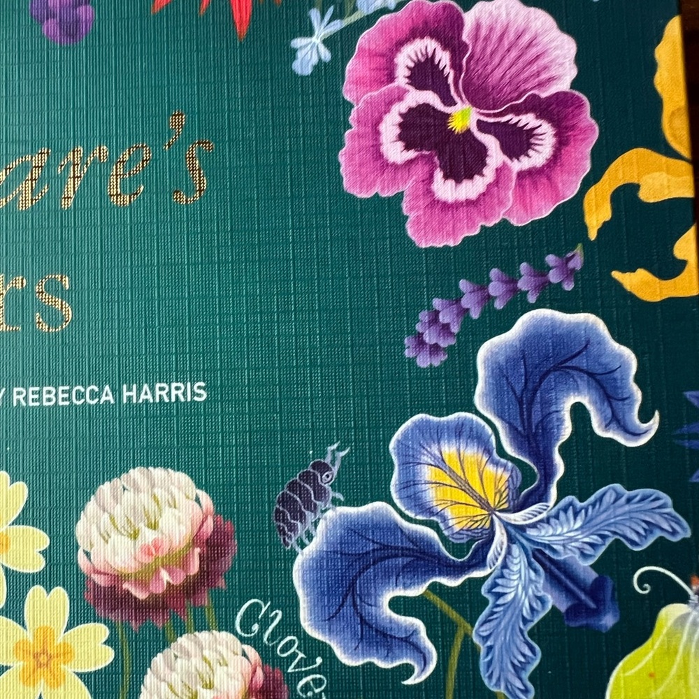 Shakespeare's Flowers: A 1000 Piece Jigsaw Puzzle - Picture 14 of 14